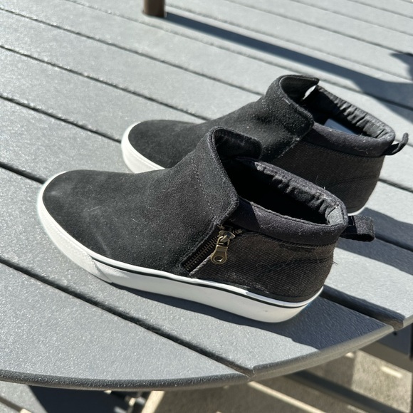 NEW Keds Size 6.5 - Picture 4 of 6